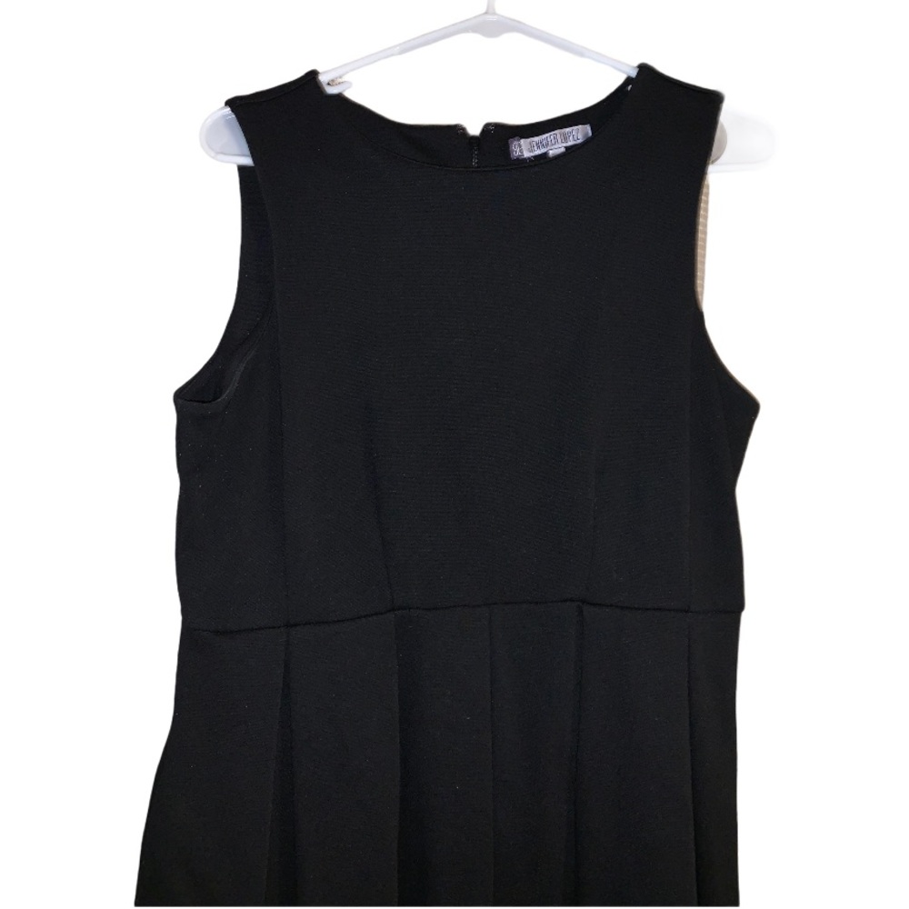 JENNIFER LOPEZ Black Sleeveless Pleated Dress!